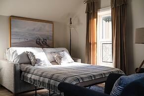 Twisted Lemon Restaurant & Boutique Inn