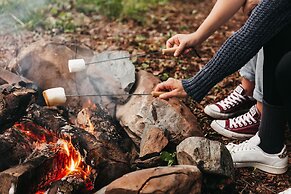 FlowEdge Riverside Getaway