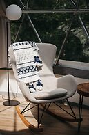 FlowEdge Riverside Getaway