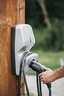 FlowEdge Riverside Getaway