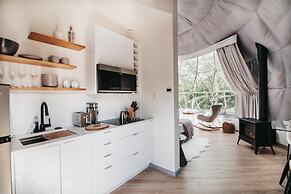 FlowEdge Riverside Getaway