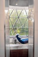 FlowEdge Riverside Getaway