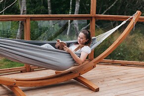 FlowEdge Riverside Getaway