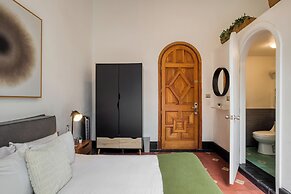 Santa Casa by Tasman