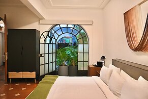 Santa Casa by Tasman