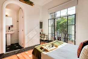Santa Casa by Tasman