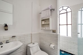 Santa Casa by Tasman