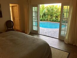 Palm Beach Oasis 3bd 3ba Private Pool Plus Parking