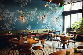 Copper Vine Winepub & Inn