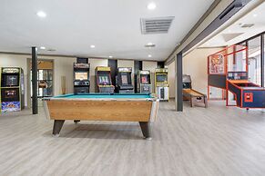 Rock Lane Resort & Marina