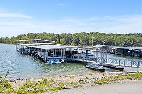 Rock Lane Resort & Marina