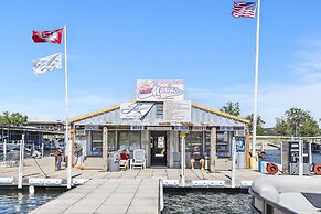 Rock Lane Resort & Marina