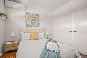 StayAU 4BRM Chic Urban Retreat