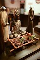 Alona Royal Palm Resort