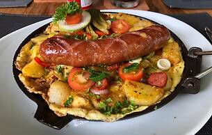 Alona Royal Palm Resort