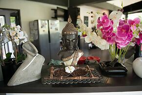 Alona Royal Palm Resort