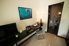 Alona Royal Palm Resort