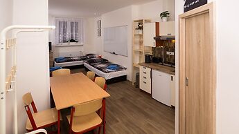 School Apartment by metro stop Vyšehrad