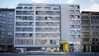 Cozy Apartment with Big Terrace - Karlín