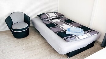 Cozy Apartment with Big Terrace - Karlín