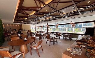 Flat luxo com varanda gourmet no Makia