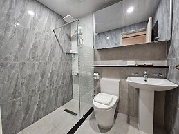 The Clover Hotel