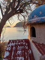 Maeiz Skopelos