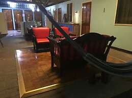 Unu Pikin Guesthouse