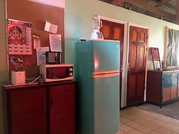 Unu Pikin Guesthouse