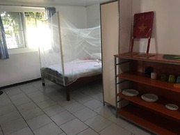 Unu Pikin Guesthouse