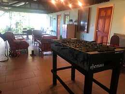 Unu Pikin Guesthouse