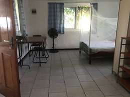 Unu Pikin Guesthouse