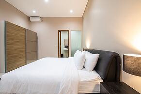 Luxury PrivatePoolVilla Lumiere Dewi Sri