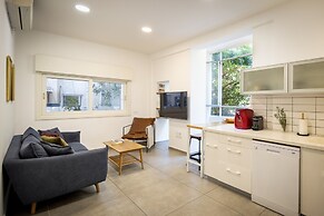 North Tel Aviv Garden Haven by SeaN'Rent