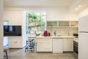 North Tel Aviv Garden Haven by SeaN'Rent
