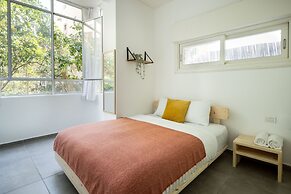 North Tel Aviv Garden Haven by SeaN'Rent