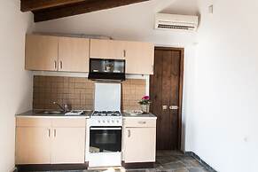 Agrilia Koromili Retreat