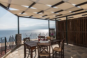 Agrilia Koromili Retreat