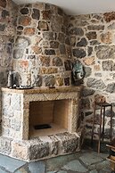 Agrilia Koromili Retreat