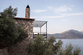 Agrilia Koromili Retreat