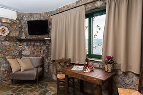 Agrilia Koromili Retreat