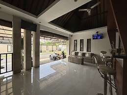 Tanjung Lima Villa Legian