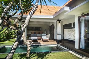 Tanjung Lima Villa Legian