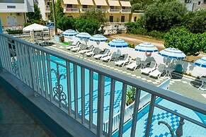 Anna's Studios & Apartments