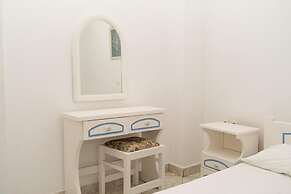 Anna's Studios & Apartments