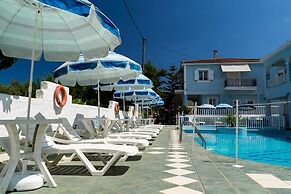 Anna's Studios & Apartments