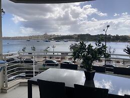Luxury SeaFront Sliema with Valletta view