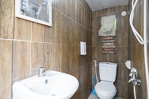 Costas De Liwa Bar & Beach Resort