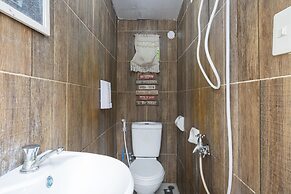 Costas De Liwa Bar & Beach Resort