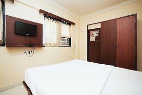 Hotel Della Comfort near Ambreshwar Shiv Mandir, Ambernath